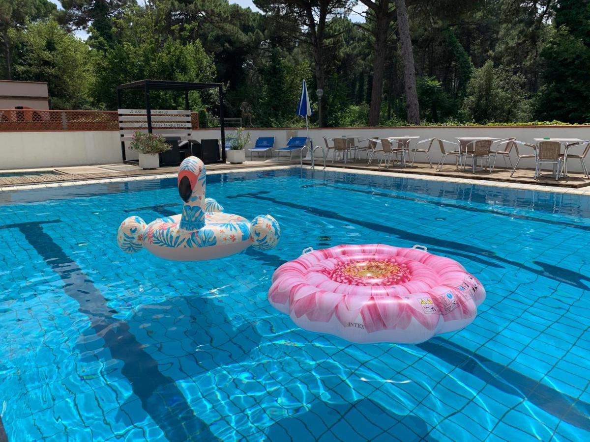 G&D Hotel Deanna Pool&Brunch Milano Marittima Ngoại thất bức ảnh