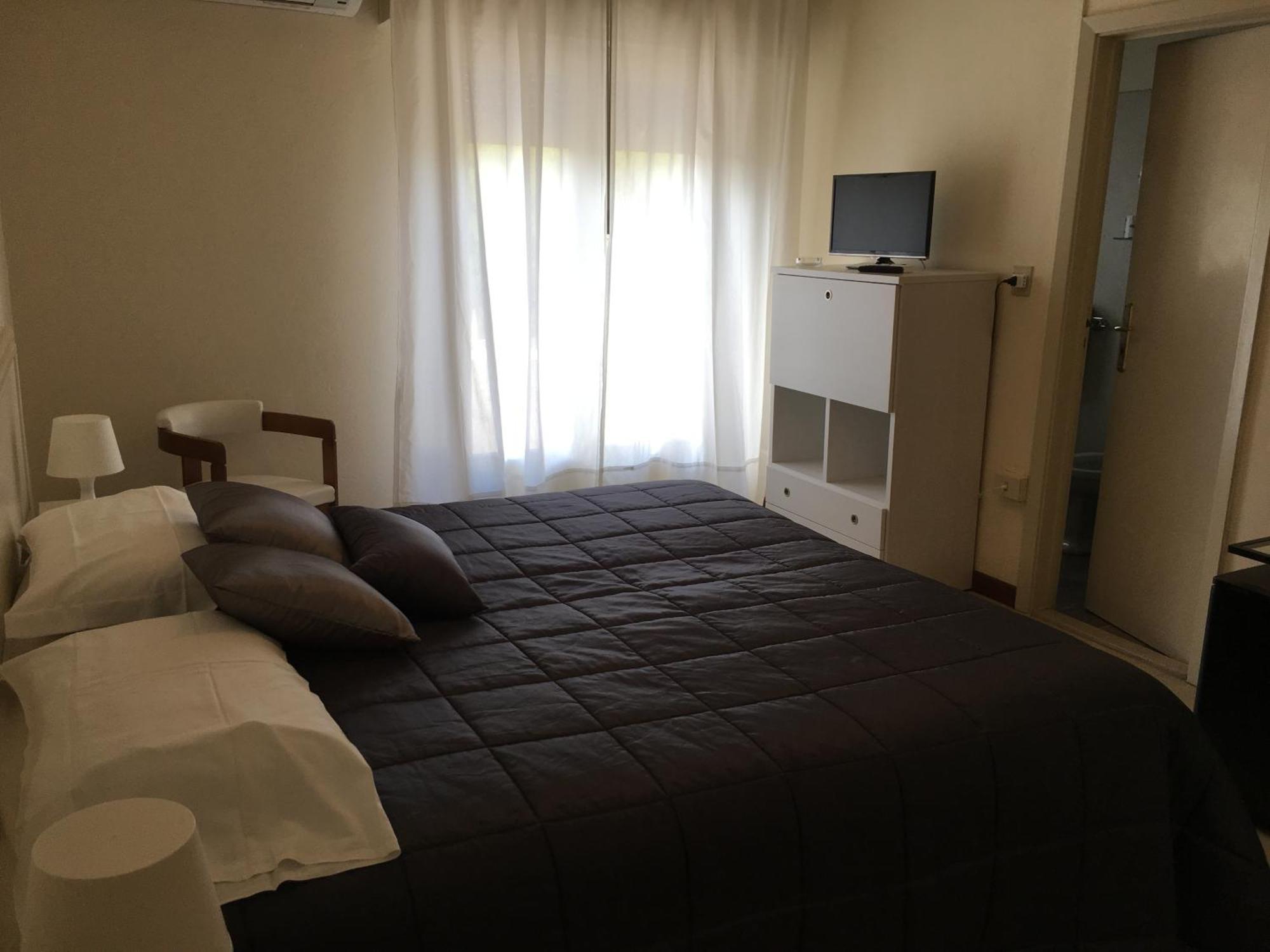 G&D Hotel Deanna Pool&Brunch Milano Marittima Phòng bức ảnh
