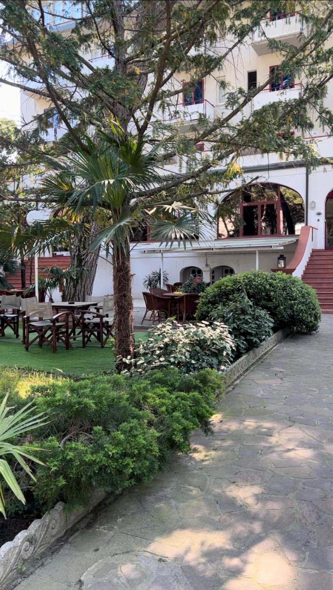 G&D Hotel Deanna Pool&Brunch Milano Marittima Ngoại thất bức ảnh
