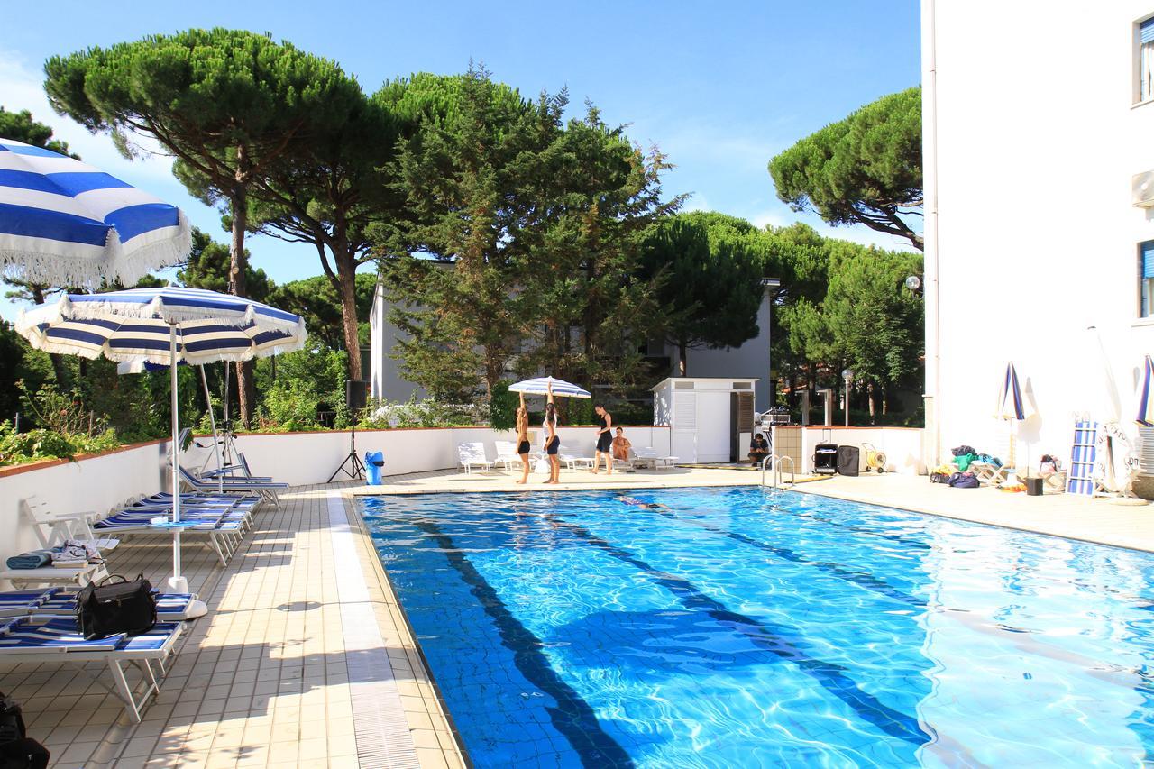 G&D Hotel Deanna Pool&Brunch Milano Marittima Ngoại thất bức ảnh